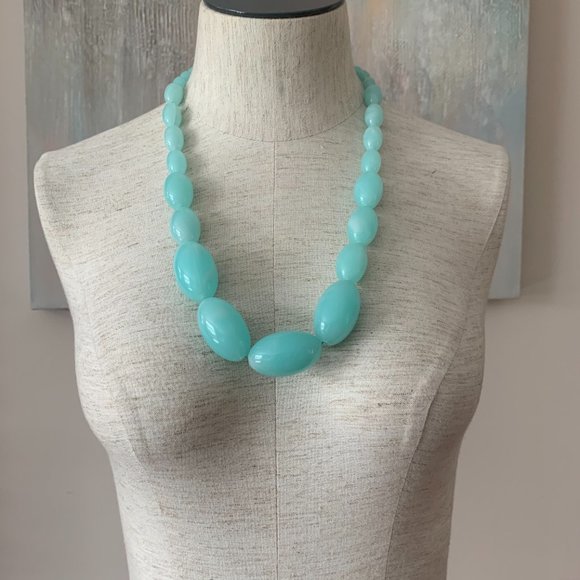 Robins Egg Blue beaded statement chunky necklace - Picture 2 of 8